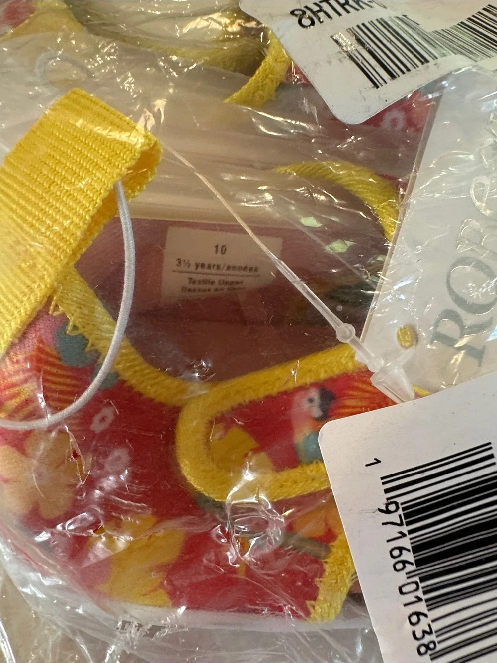 NWT- Robeez Pink Floral Aloha Kids Water Shoes with Yellow Trim. Size 10(3.5 yr)